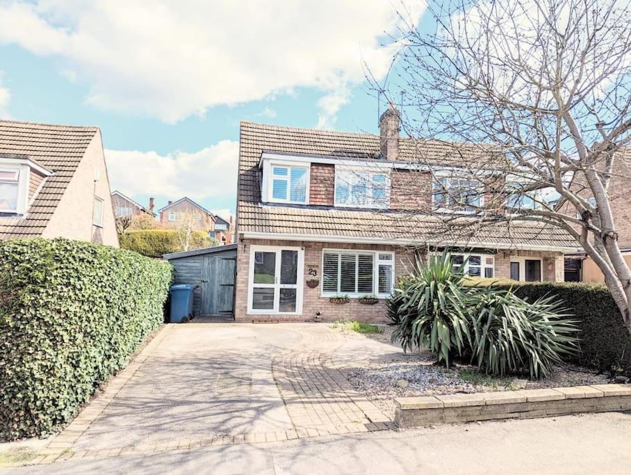 Spacious Lovely 3 Bed House In Keyworth Nottingham Suit Contractors Or Family Exterior foto
